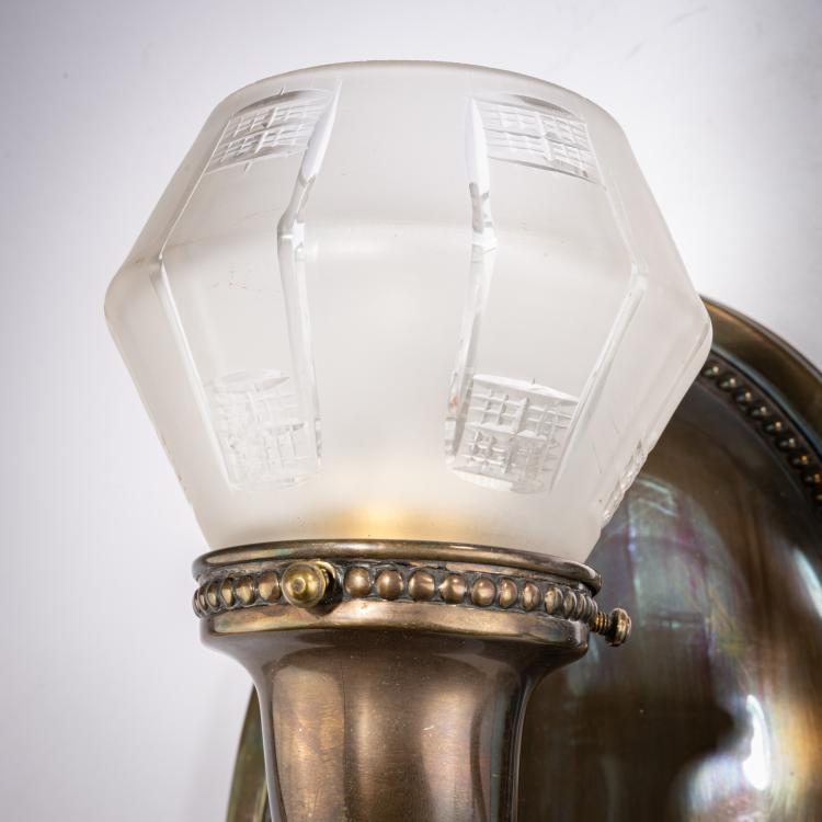 Bild 2 zu Objekt, Two wall lights, 1925-30, Bruno Paul (attributed), 182A 311