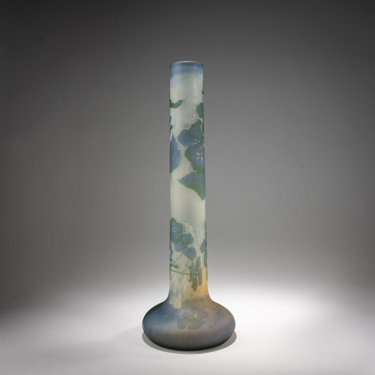 Bild 1 zu Objekt, Stangenvase 'Hortensias', 1928-36, Gall&eacute;, Nancy, 182A 142