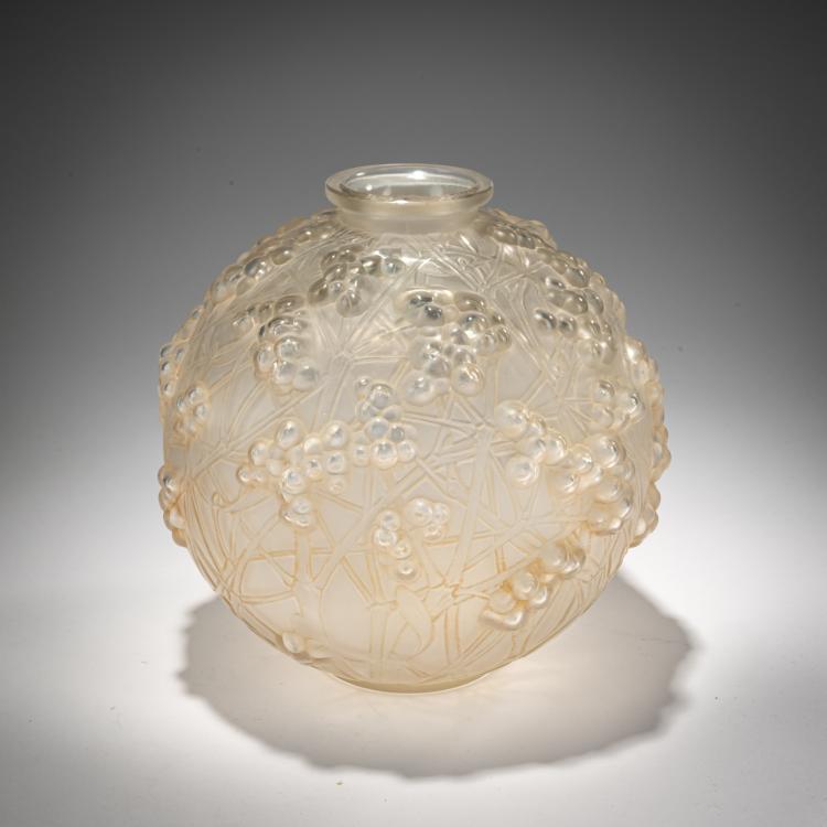 Bild 2 zu Objekt, Vase 'Druide' oder 'Gui de Ch&ecirc;ne', 1924, Ren&eacute; Lalique, Lalique, Wingen-sur-Moder, 182A 149
