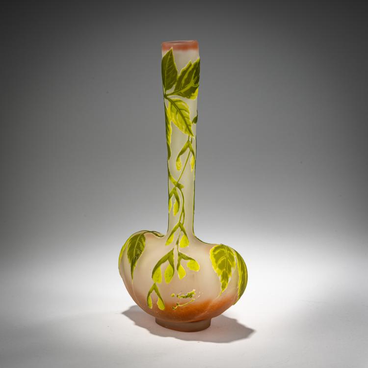 Bild 1 zu Objekt, Vase 'Erable &agrave; feuilles de fr&ecirc;ne', 1905-08, Gall&eacute;, Nancy, 182A 104