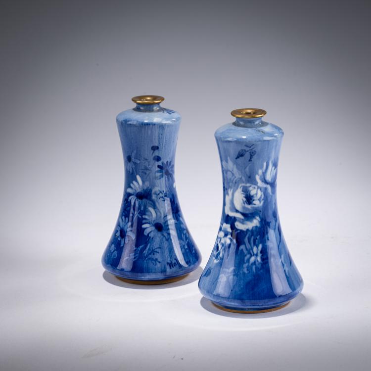 Hauptbild zu Objekt, Two miniature vases 'Corolian Ware', 1892-1897, Robert Allen,Walter Brown, Royal Doulton, Burslem, 182A 333