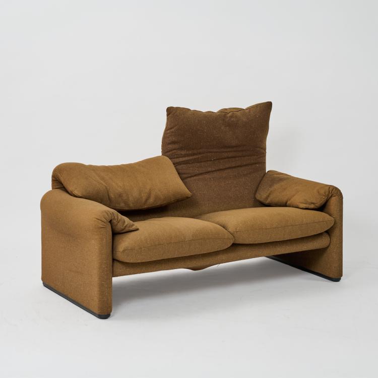 Bild 2 zu Objekt, Zweisitzersofa 'Maralunga', 1973 (Entwurf), Vico Magistretti, Cassina, Mailand / Milan, 183A 463