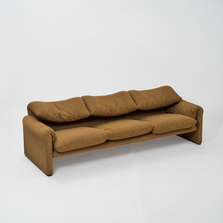 Bild 3 zu Objekt, Dreisitzersofa 'Maralunga', 1973 (Entwurf), Vico Magistretti, Cassina, Mailand / Milan, 183A 464