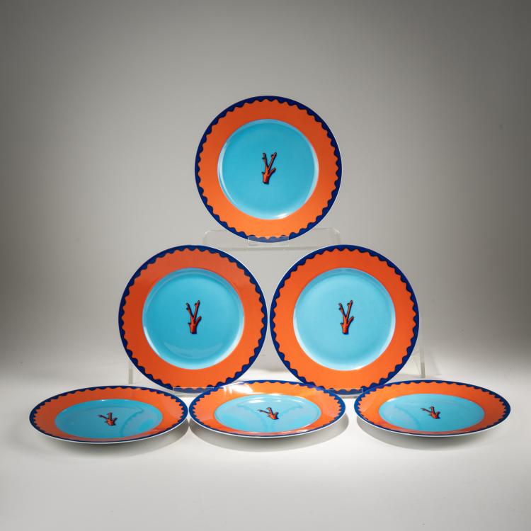 Hauptbild zu Objekt, Sechs Speiseteller 'Trapani', um 1989 (Entwurf),  Garouste & Bonetti, Ancienne Manufacture Royale, Limoges f&uuml;r Daum, Paris., 182C 954
