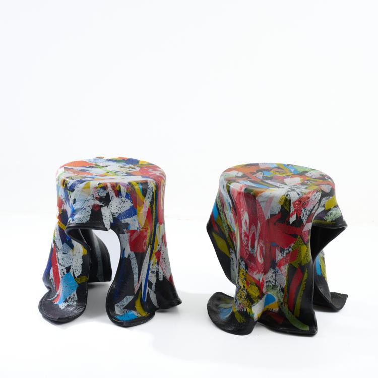 Hauptbild zu Objekt, Two stools, Esprit', 2003, Beata B&auml;r,Hartmut Knell,Gerhard B&auml;r, B&auml;r + Knell, Bad Wimpfen, 182C 781