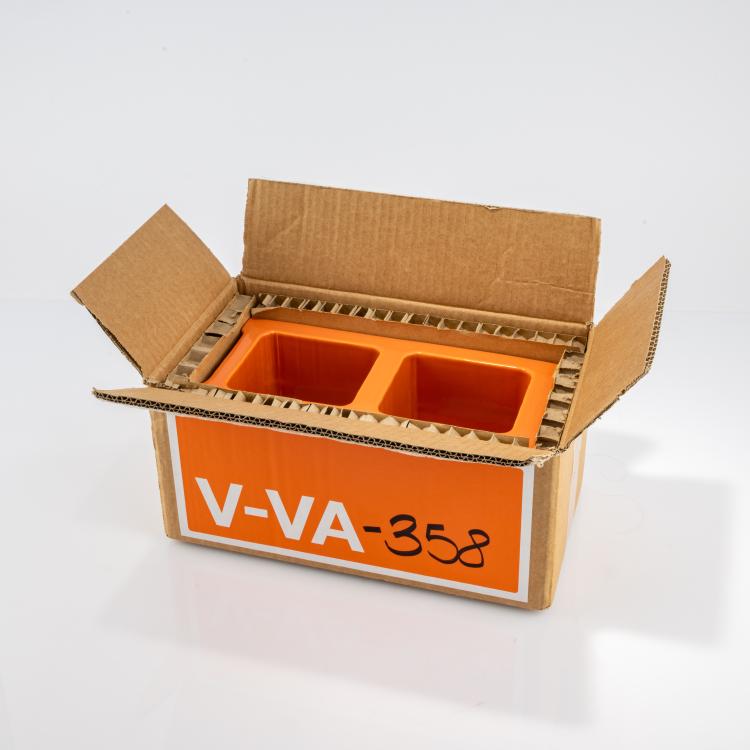 Bild 1 zu Objekt, Ceramic block 'V-VA-358', 2019 (design), Virgil Abloh, Vitra, Birsfelden, 182C 962