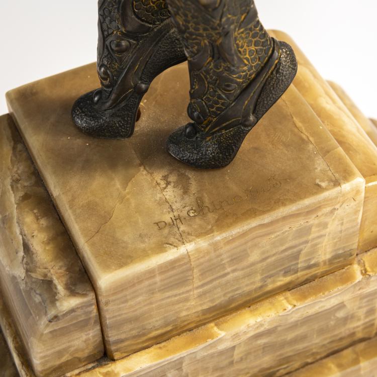 Bild 8 zu Objekt, Chryselephantine figure 'Astra' from the group 'Finale', c. 1925, Dem&egrave;tre H. Chiparus, 