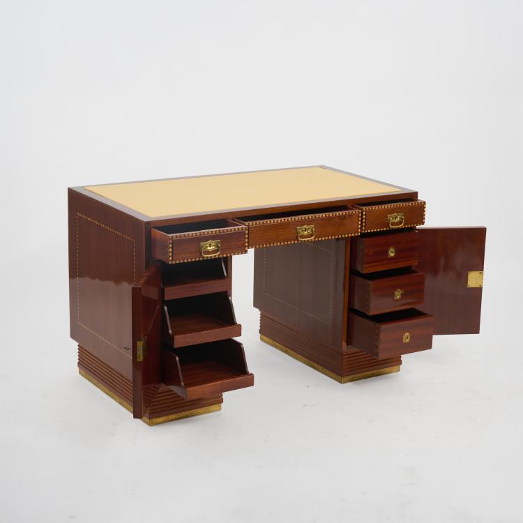Bild 3 zu Objekt, Desk, c. 1905, Otto Prutscher (attributed), Pospischil, Anton, Wien (zug. / attr.), 182A 329