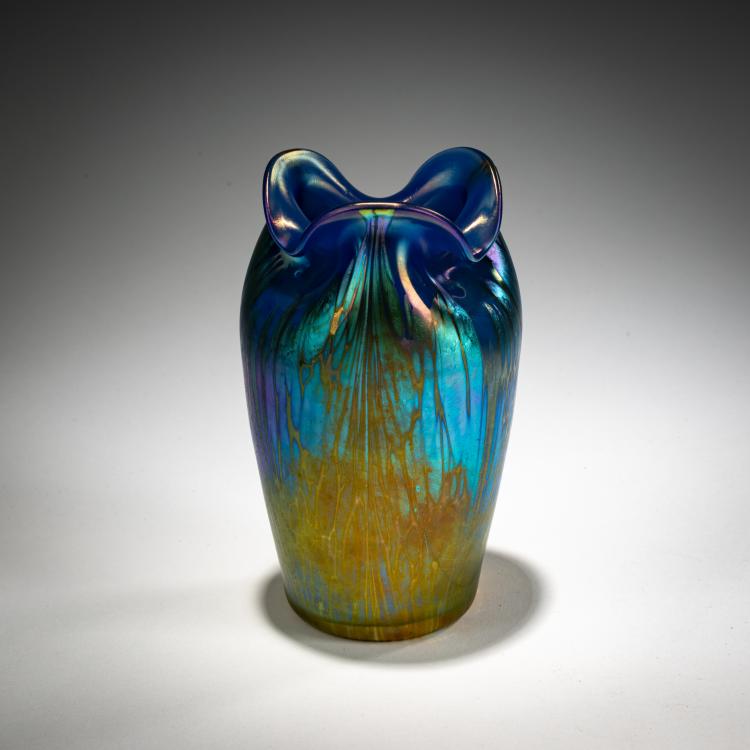 Bild 1 zu Objekt, 'Medici'-Vase, 1902, L&ouml;tz Wwe., Klosterm&uuml;hle / Loetz, Klastersky Mlyn, 182A 228