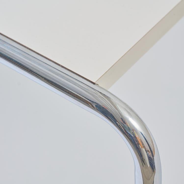 Bild 2 zu Objekt, 'B9' Side table, 1925 (design), Marcel Breuer, Gavina, Mailand / Milan  (zugeschrieben), 182C 738