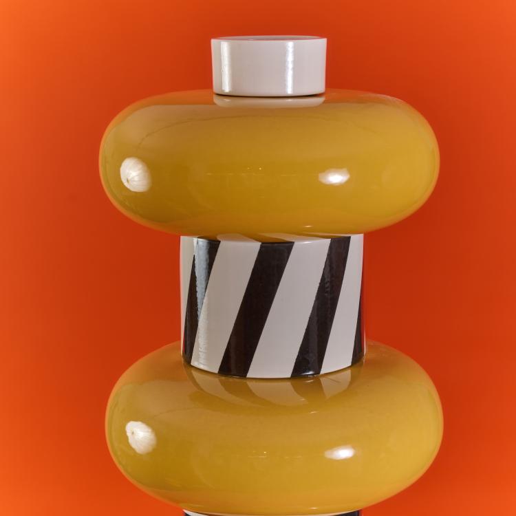 Bild 1 zu Objekt, Totem 'Odalisca', 1967 (design), Ettore Sottsass, Bitossi, Montelupo, 