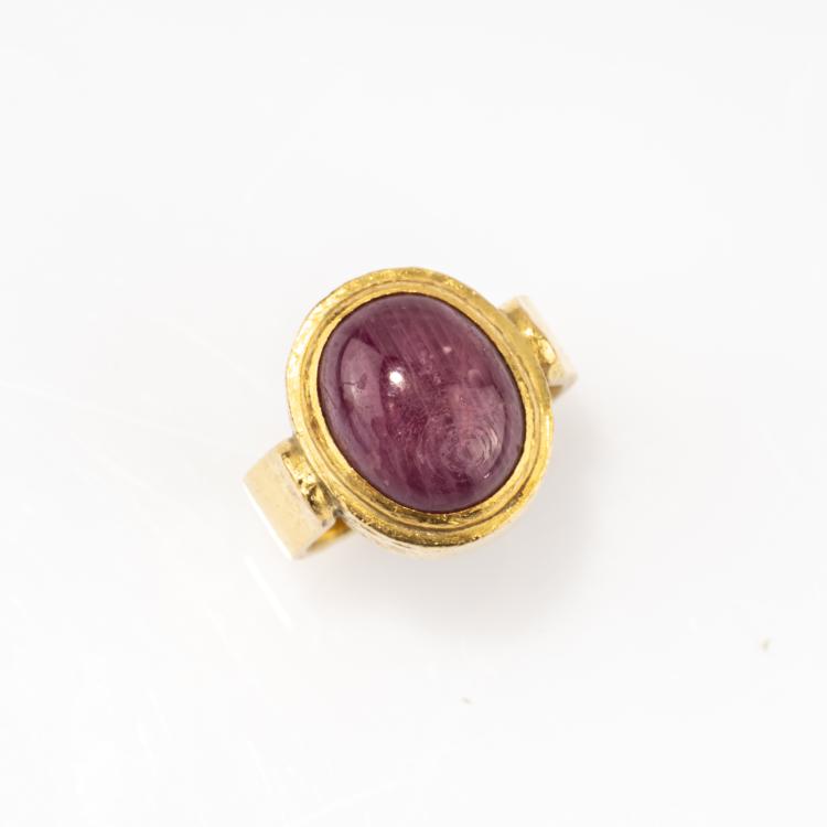 Bild 3 zu Objekt, Ring with ruby cabochon, 1976 ca, Hermann J&uuml;nger, 182D 1040