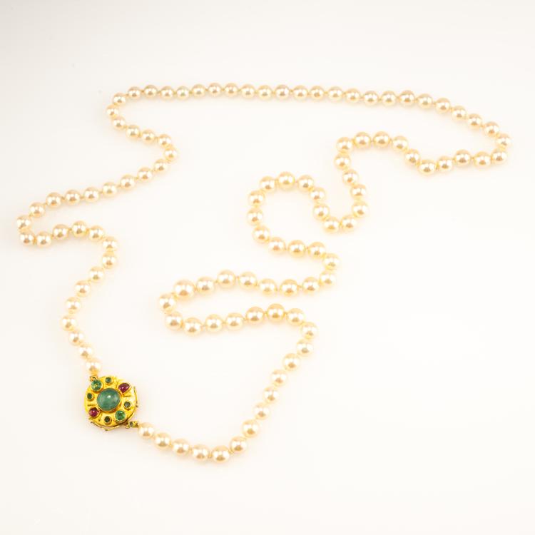 Bild 2 zu Objekt, Clasp with pearl necklace, 1968, Hermann J&uuml;nger, 182D 1039