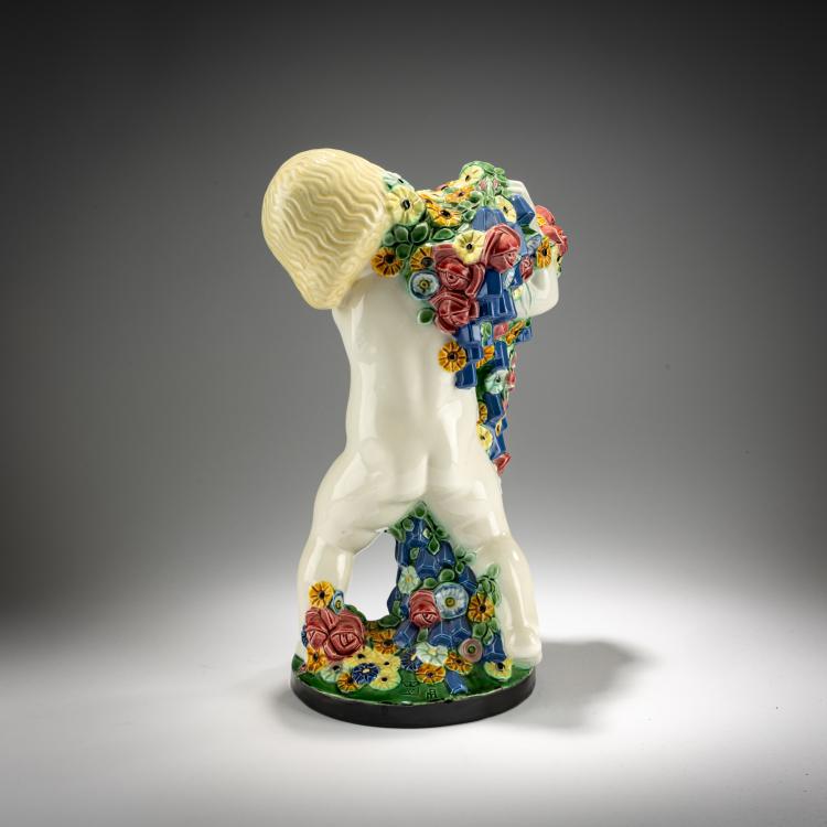 Bild 1 zu Objekt, 'Putto with Flowers (Spring),' c. 1907, Michael Powolny, Vereinigte Wiener und Gmundner Keramik, 182A 371
