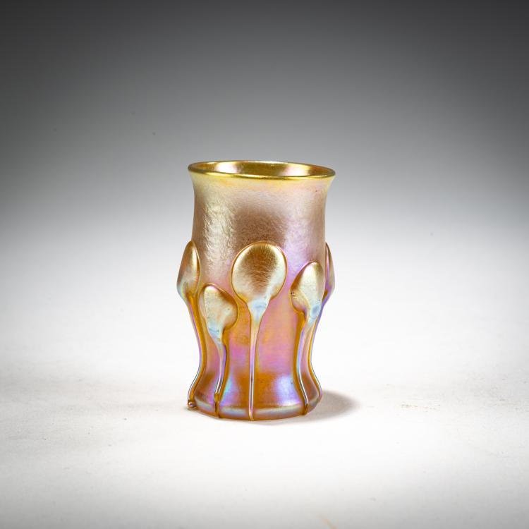 Hauptbild zu Objekt, Miniaturvase, wohl 1899, Louis C. Tiffany, Tiffany, L. C., New York, 182A 239