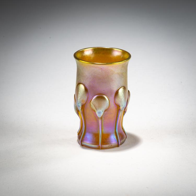 Bild 1 zu Objekt, Miniaturvase, wohl 1899, Louis C. Tiffany, Tiffany, L. C., New York, 182A 239