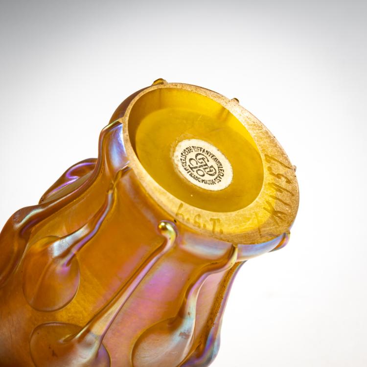 Bild 2 zu Objekt, Miniaturvase, wohl 1899, Louis C. Tiffany, Tiffany, L. C., New York, 182A 239