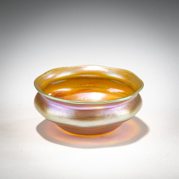 Bild 1 zu Objekt, Miniaturschale, wohl 1894, Louis C. Tiffany, Tiffany, L. C., New York, 182A 238