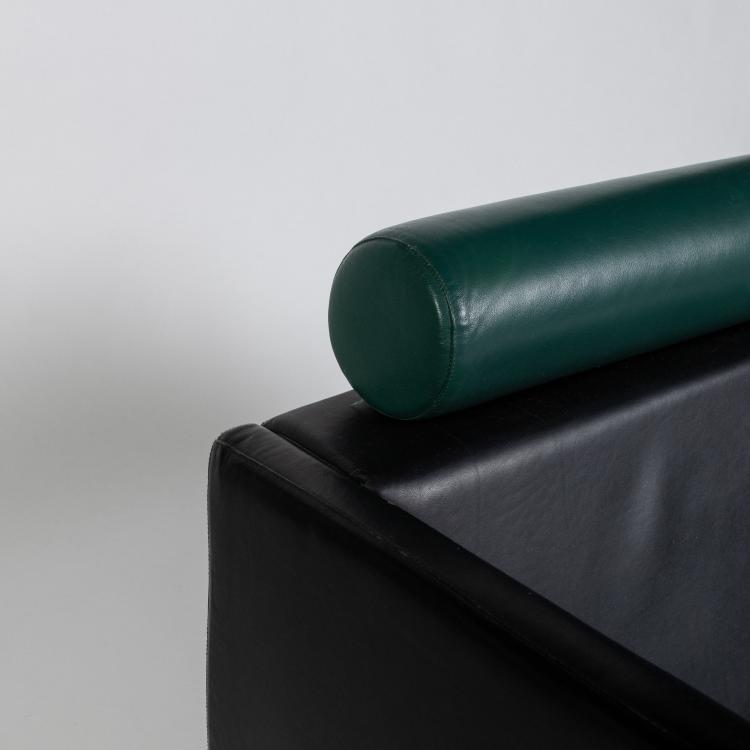 Bild 1 zu Objekt, Zweisitzersofa aus der 'Eastside Collection', 1982 (Entwurf), Ettore Sottsass, Knoll International, New York, 182C 922