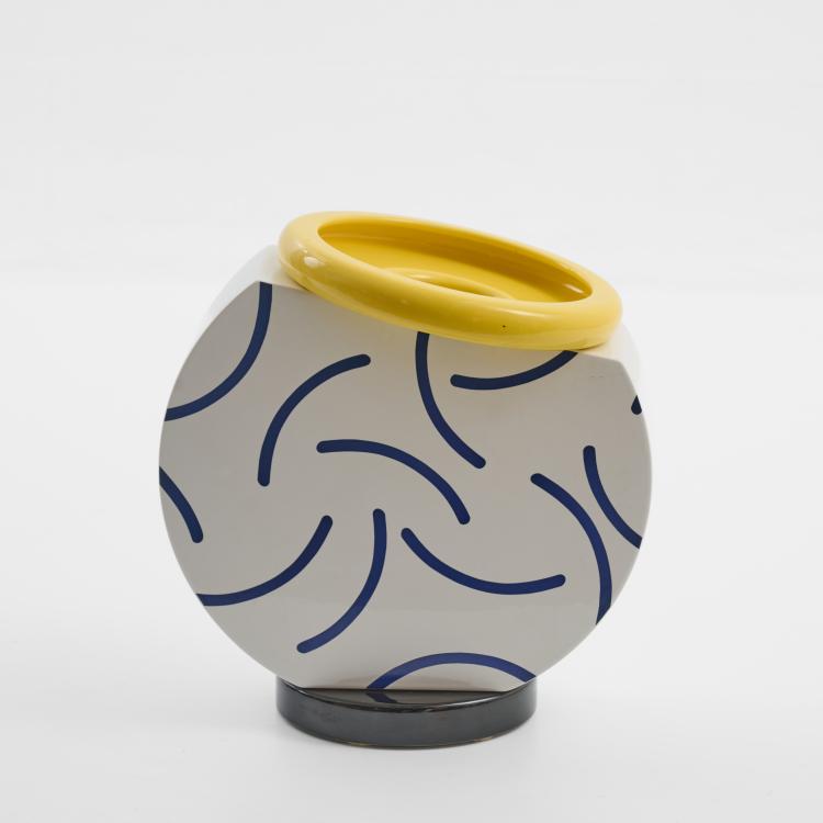 Bild 2 zu Objekt, Vase 'Cucumber', 1985 (Entwurf), Martine Bedin, Memphis, Mailand / Milan; Alessio Sarri Ceramiche, Sesto Fiorentino, 182C 925