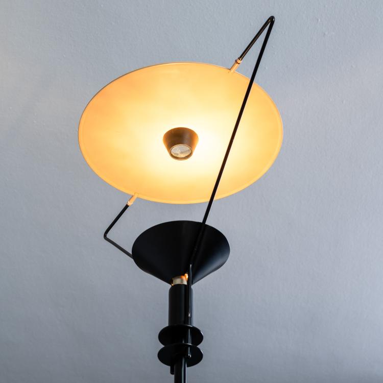 Bild 2 zu Objekt, 'Polifemo' floor lamp, 1983 (design), Carlo Forcolini, Artemide, Mailand / Milan, 182C 870
