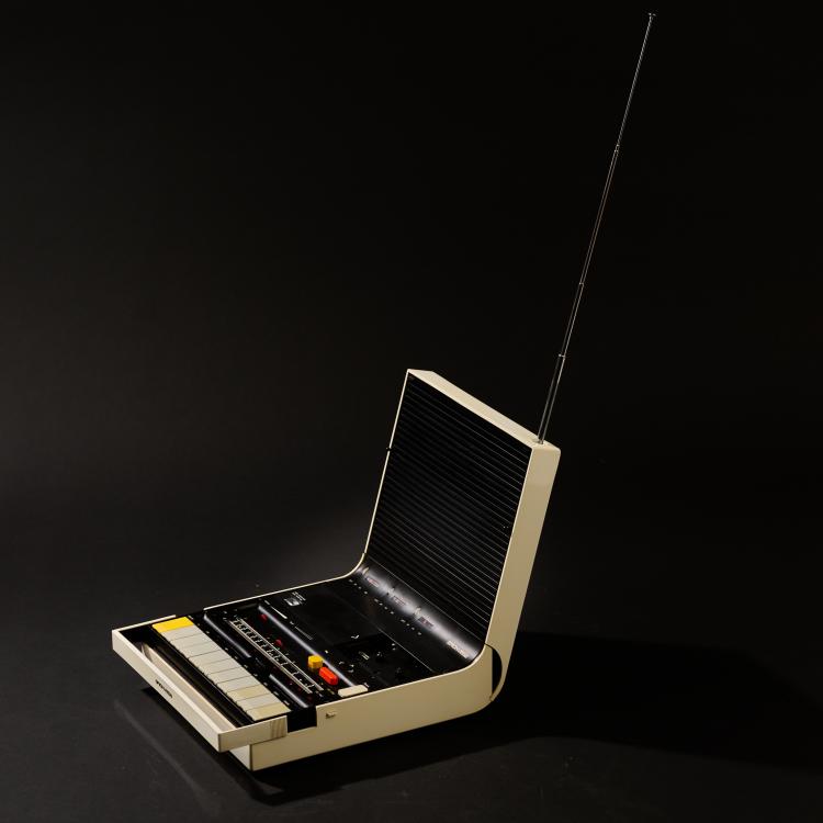 Hauptbild zu Objekt, Radio / Kassettenrekorder 'Soundbook', 1973 (Entwurf), Richard Sapper, Brionvega, Mailand, 182C 825