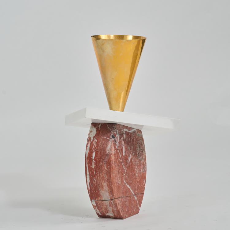 Bild 2 zu Objekt, 'Non Conoscero' vase from the 'Rovine' series, 1992 (design), Ettore Sottsass, Design Gallery Milan, Mailand / Milan (zugeschrieben), 182C 935