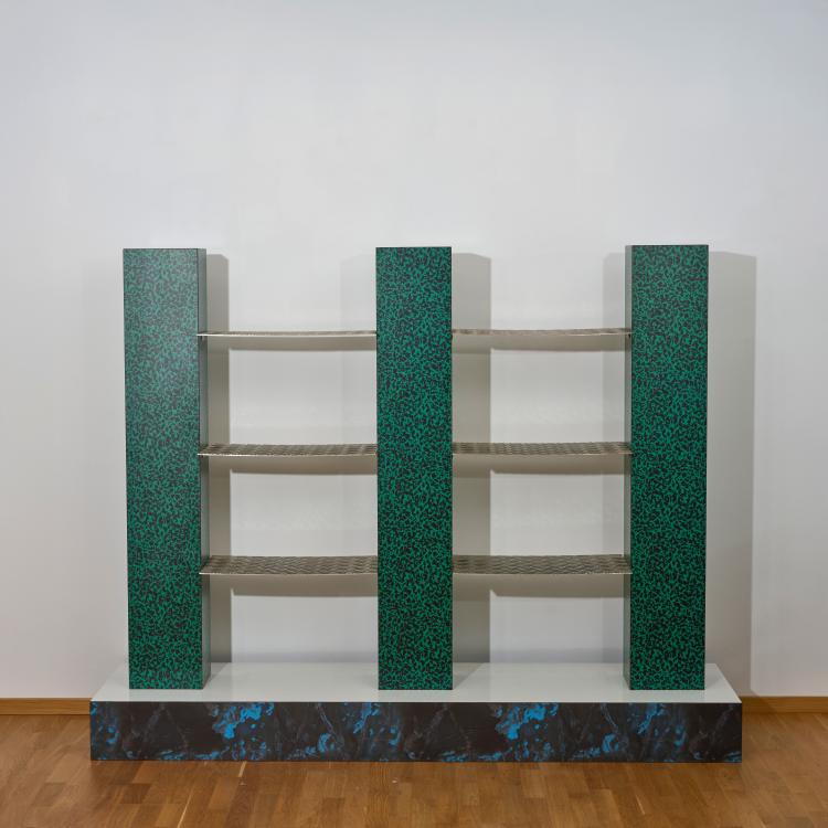 Bild 1 zu Objekt, Shelf 'Alessandria d'Egitto' from the 'bau.haus II' collection, circa 1979, Ettore Sottsass, Alchimia, Mailand / Milan, 