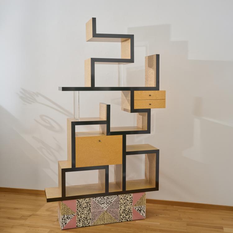 Bild 2 zu Objekt, 'Max' shelf, 1987 (design), Ettore Sottsass, Memphis, Mailand / Milan, 182C 929