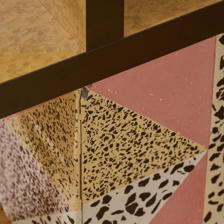 Bild 5 zu Objekt, 'Max' shelf, 1987 (design), Ettore Sottsass, Memphis, Mailand / Milan, 182C 929