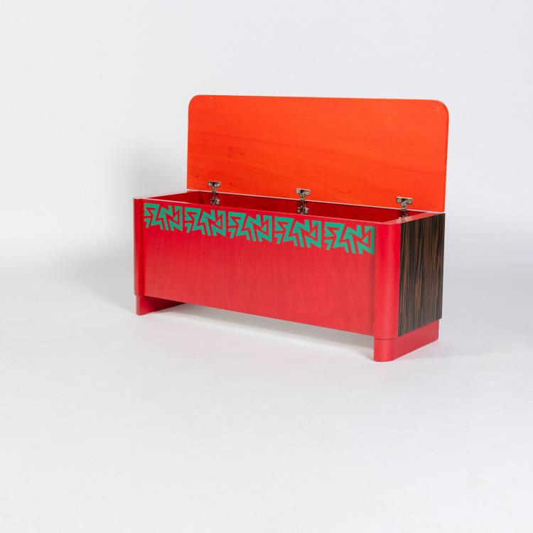 Bild 2 zu Objekt, Truhe 'Samoa' aus der 'Easy Home' Kollektion, 1995 (Entwurf), Alessandro Mendini, Memphis, Mailand / Milan, 182C 937
