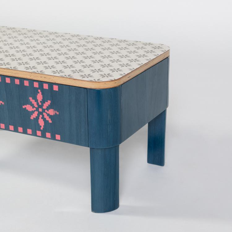 Bild 2 zu Objekt, Beistelltisch 'Tobi' aus der 'Easy Home' Kollektion, 1995 (Entwurf), Alessandro Mendini, Memphis, Mailand / Milan, 182C 943