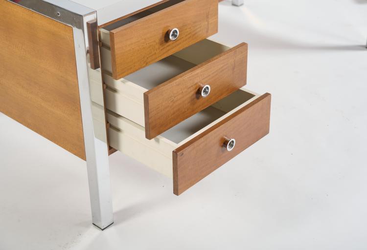 Bild 2 zu Objekt, Schreibtisch 'Tecnika' oder 'SMAU', 1970 (Entwurf), Hans von Klier,Ettore Sottsass, Poltronova, Pistoia, 182C 899