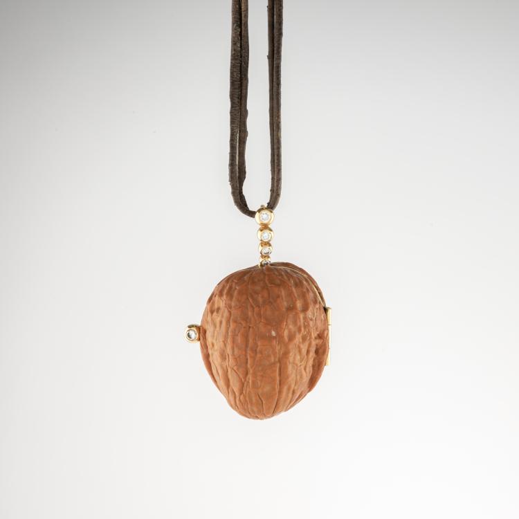 Hauptbild zu Objekt, Locket pendant 'Walnut', Binder, Paul, Z&uuml;rich, 182D 1119