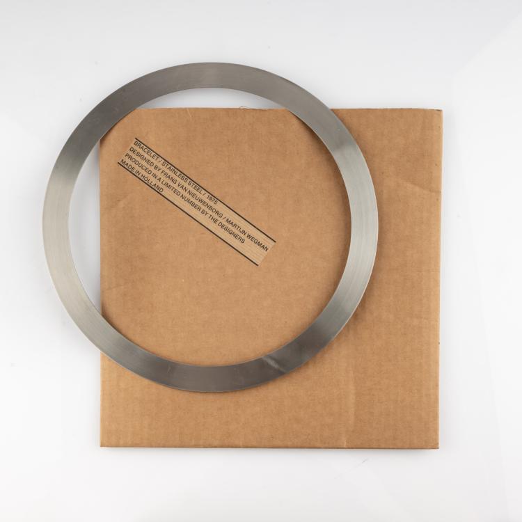 Bild 1 zu Objekt, Armreif 'The circular Bracelet', 1975, Frans van Nieuwenborg,Martijn Wegman, 182D 1049