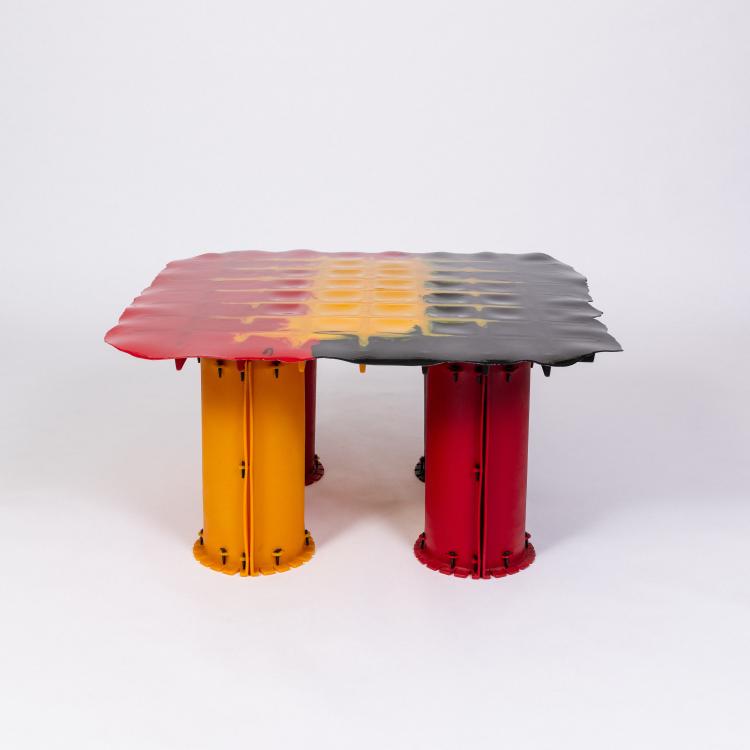 Bild 1 zu Objekt, One-off coffee table 'Nobody's Living Table' from the series 'Nobody's perfect', 2003 (design), Gaetano Pesce, Zerodesigno, San Giuliano Vecchio, 182C 885