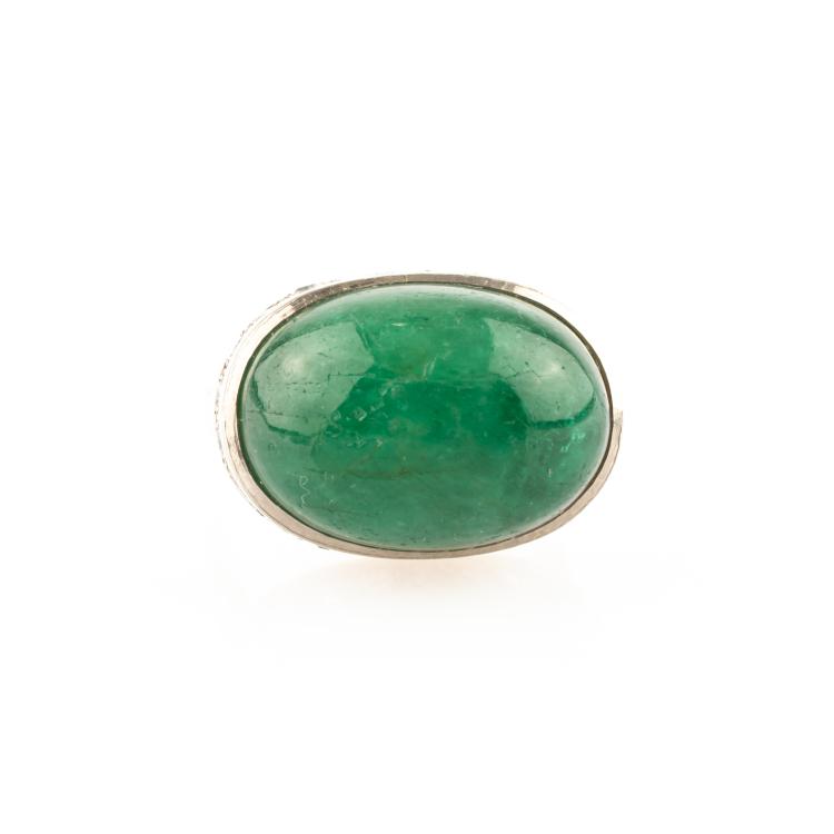 Bild 2 zu Objekt, Ring with emerald cabochon, 182D 1086