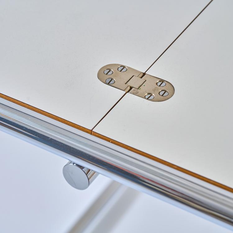 Bild 3 zu Objekt, Folding table 'Jean - E 1027', 1927 (design), Eileen Gray, ClassiCon, M&uuml;nchen / Munich (zugeschrieben / attributed), 182C 743