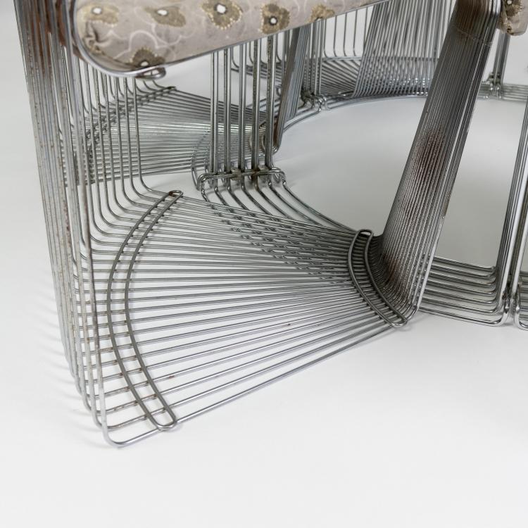 Bild 7 zu Objekt, Six chairs and table 'Pantonova', 1971 (design), Verner Panton, Fritz Hansen, Aller&oslash;d, 182C 820