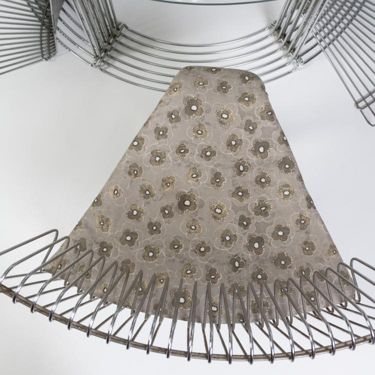 Bild 8 zu Objekt, Six chairs and table 'Pantonova', 1971 (design), Verner Panton, Fritz Hansen, Aller&oslash;d, 182C 820