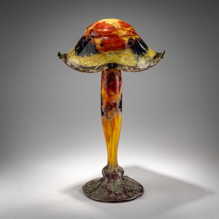 Bild 1 zu Objekt, Table lamp 'Vigne et Escargot', c. 1904, Henri Berg&eacute;, Daum Fr&egrave;res, Nancy, 