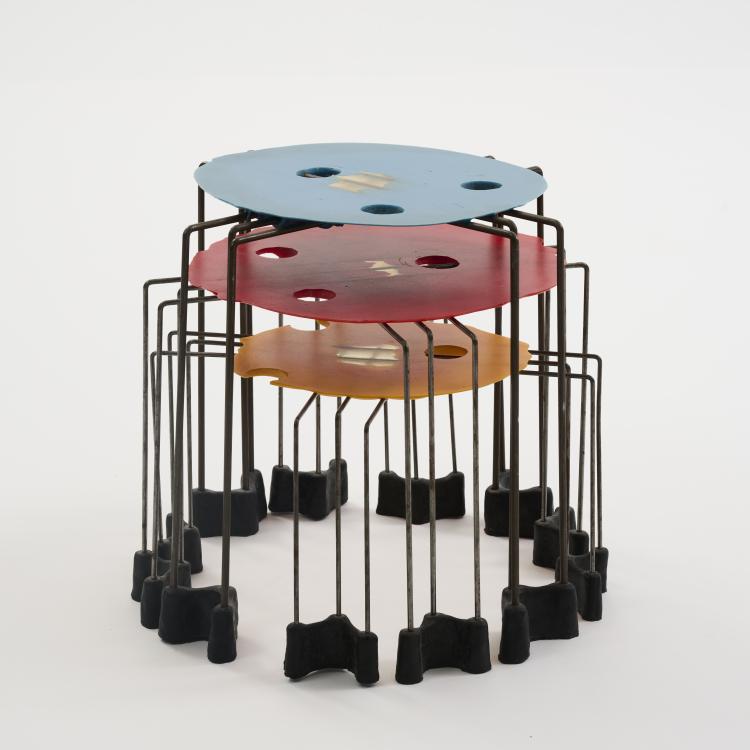 Bild 2 zu Objekt, Three side tables, c. 1990 (design), Gaetano Pesce, Fish Design, New York, 182C 883