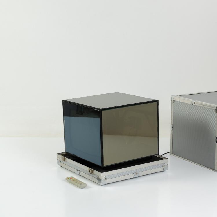 Bild 2 zu Objekt, TV-set 'Cuboglass', 2002 (design), Mario Bellini, Brionvega, Mailand / Milan, 182C 826