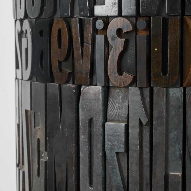 Bild 1 zu Objekt, Skulptur 'TORRE DI GUTENBERG', 1997, Giorgio Milani, 183C 838