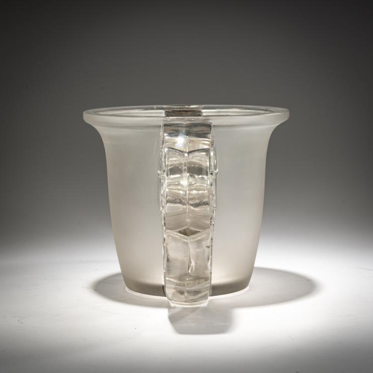 Bild 1 zu Objekt, Vase 'Pierrefonds', 1926, Ren&eacute; Lalique, Lalique, Wingen-sur-Moder, 182A 154