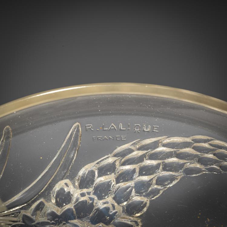 Bild 1 zu Objekt, Drei Schalen, 'Volubilis', 1921, 'Vernon', 1928, 'V&eacute;ronique', 1928, Ren&eacute; Lalique, Lalique, Wingen-sur-Moder, 182A 148