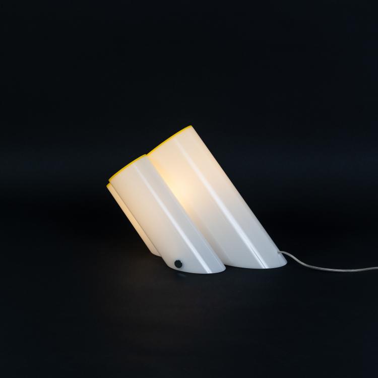 Bild 1 zu Objekt, 'Passiflora' table light, 1966,  Superstudio,Piero Frassinelli,Alessandro Magris,Roberto Magris,Adolfo Natalini,Cristiano Toraldo di Francia, Francesconi f&uuml;r Poltronova, Pistoia., 182B 621