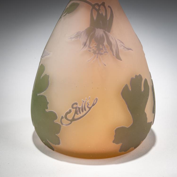 Bild 2 zu Objekt, Vase 'Ancolies', 1905-08, Gall&eacute;, Nancy, 182A 107