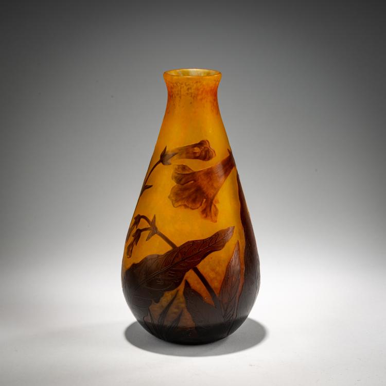 Bild 1 zu Objekt, 'Bignones' vase, c. 1912, Daum Fr&egrave;res, Nancy, 182A 62