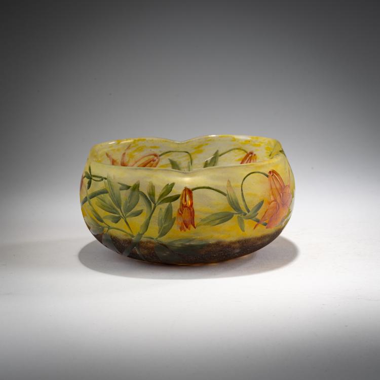 Bild 1 zu Objekt, Bowl 'Ancolies', c. 1910, Daum Fr&egrave;res, Nancy, 182A 58